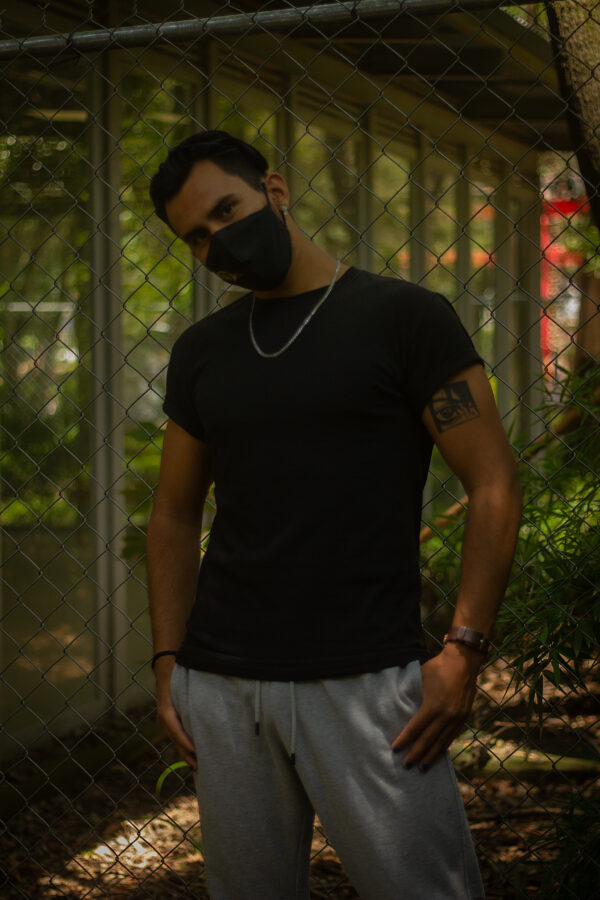 Playera Básica - Image 2
